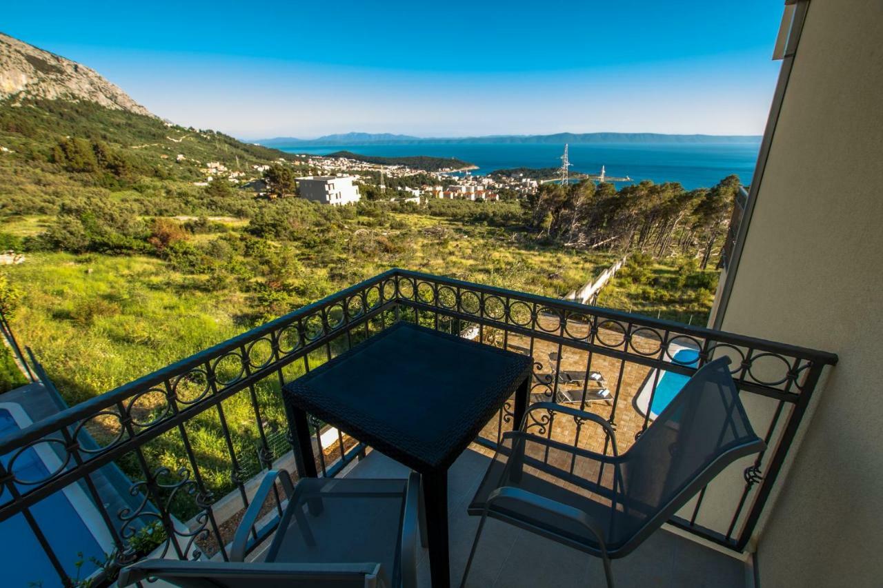 Apartments Matanovi Dvori Макарска Екстериор снимка