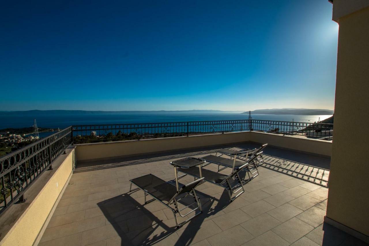 Apartments Matanovi Dvori Макарска Екстериор снимка